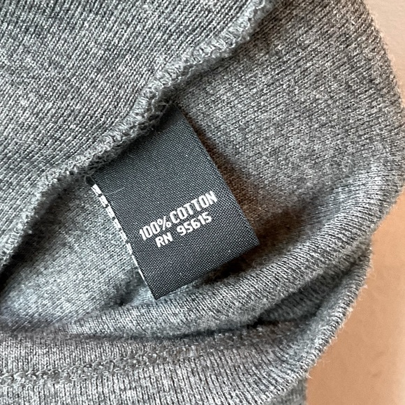 Weekend Top - Picture 7 of 8